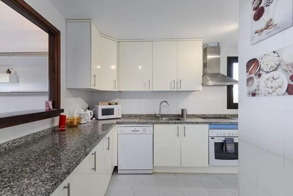 2 Bedroom Sea View Apartment Duquesa Village Manilva